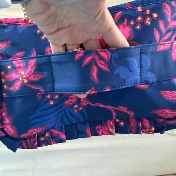 Lilly Pulitzer clutch - Picture 4 of 5